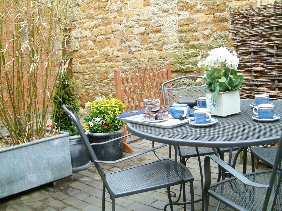 Odd Cottage Oddington  Экстерьер фото